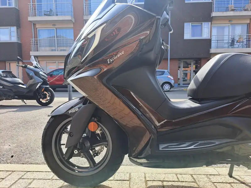 Kymco Downtown 300i - foto 7
