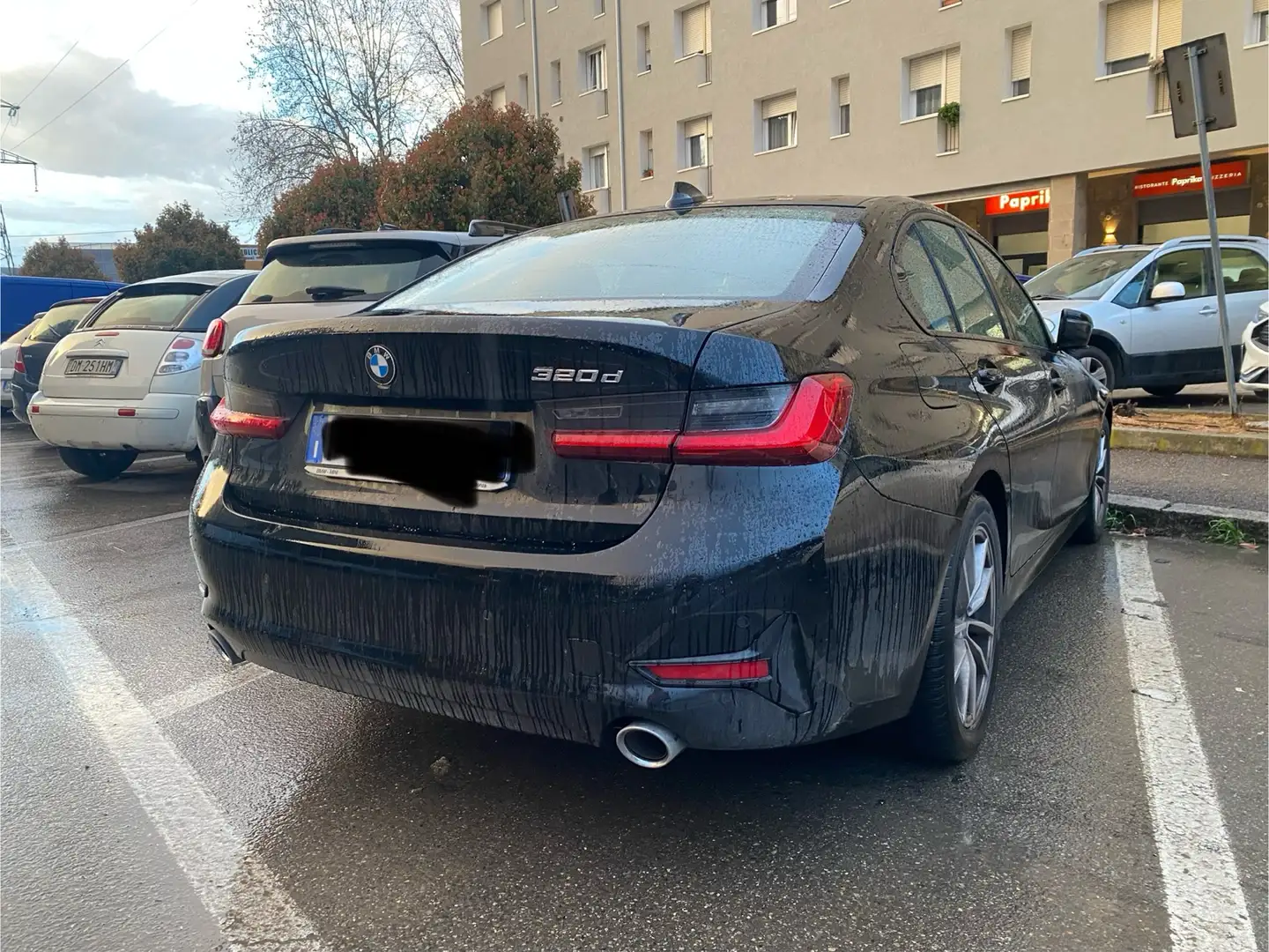BMW 320 320d Business Advantage auto 190cv - 2