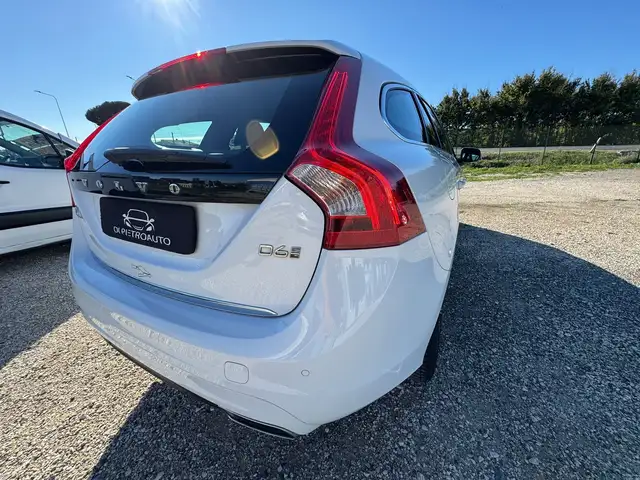 Volvo V60 2.4 d6 te Momentum geartronic