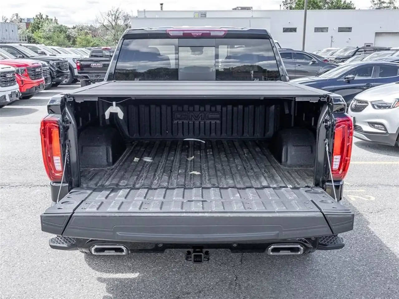 GMC Sierra 1500 снимка GMC Sierra 1500