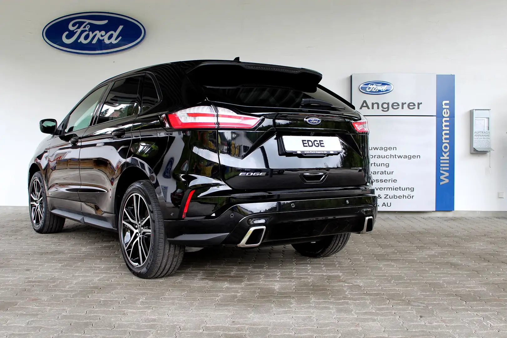 Ford Edge ST-Line 4x4 Navi,Touch,LED,CAM,WinPak,Pano,AHK,8-f Negru - 2