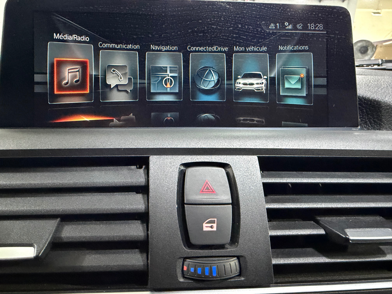 BMW 120 120iAS — photo 7