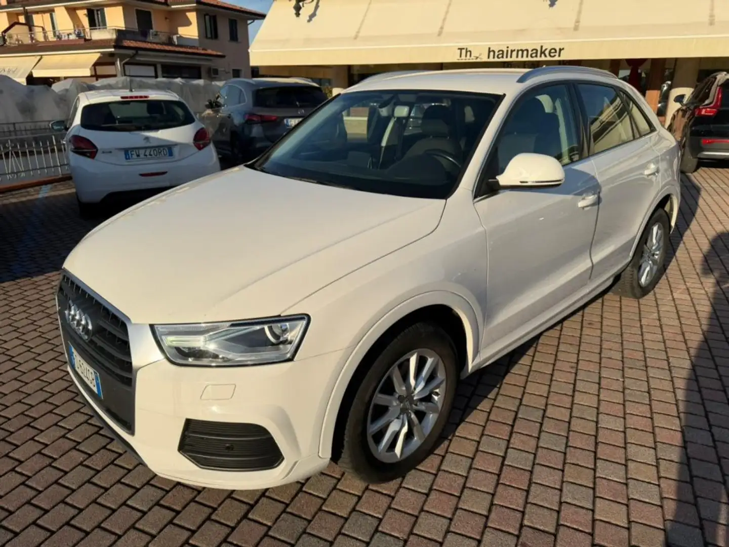 Audi Q3 2.0 TDI 150 CV quattro Business Bianco - 2