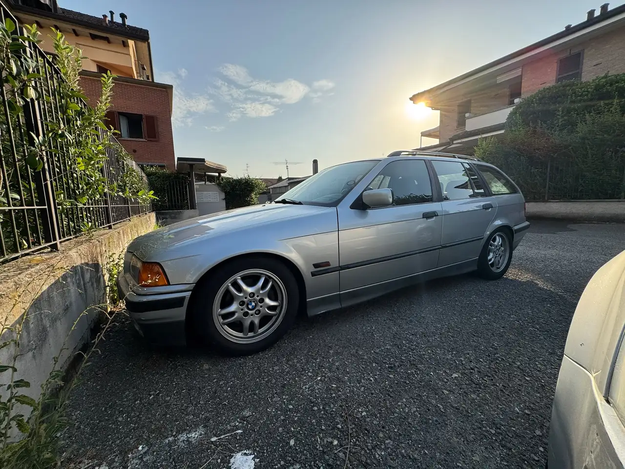 BMW 320i Touring, foto 9