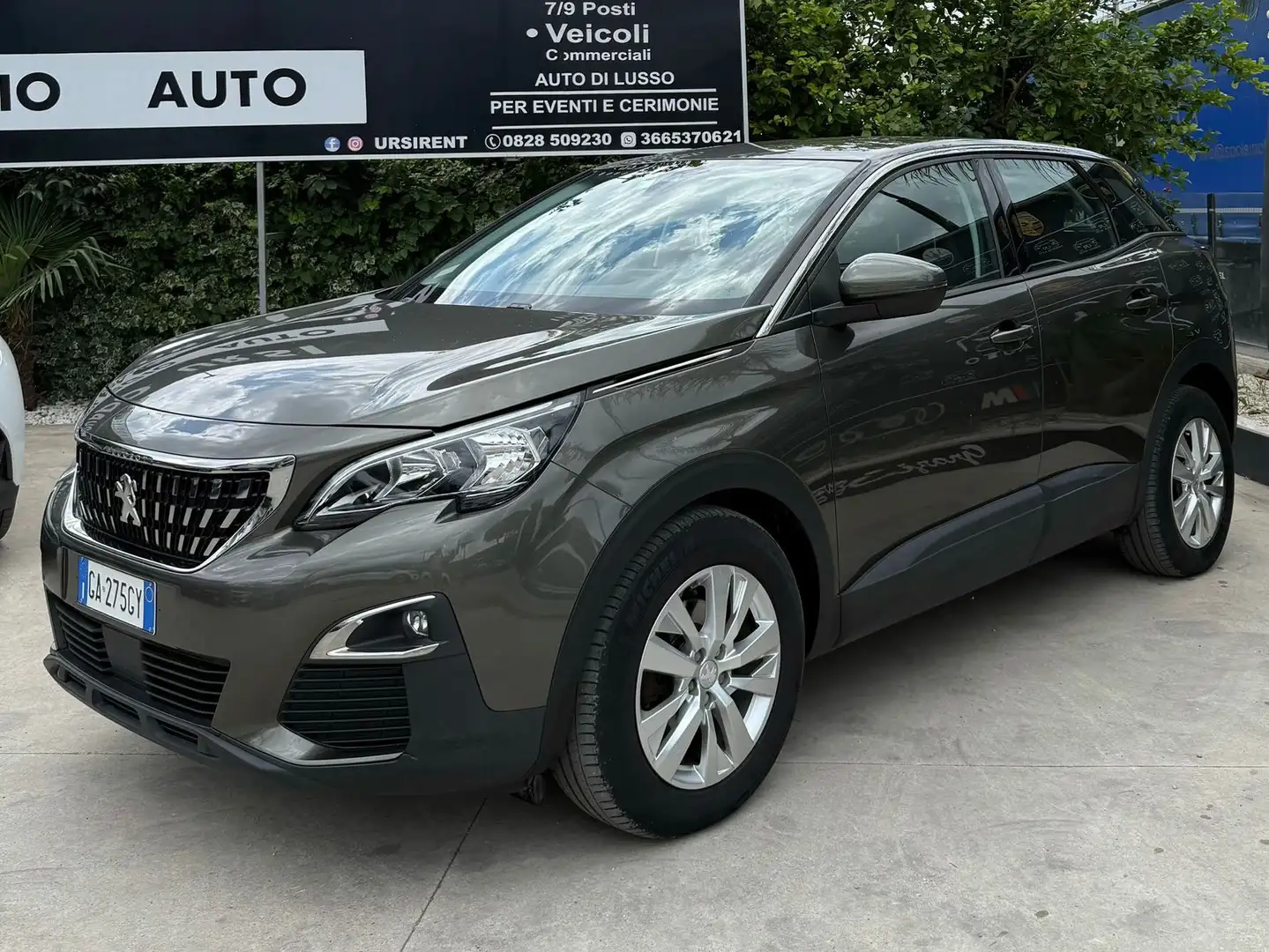 Peugeot 3008 3008 1.5 bluehdi Business s Gris - 1