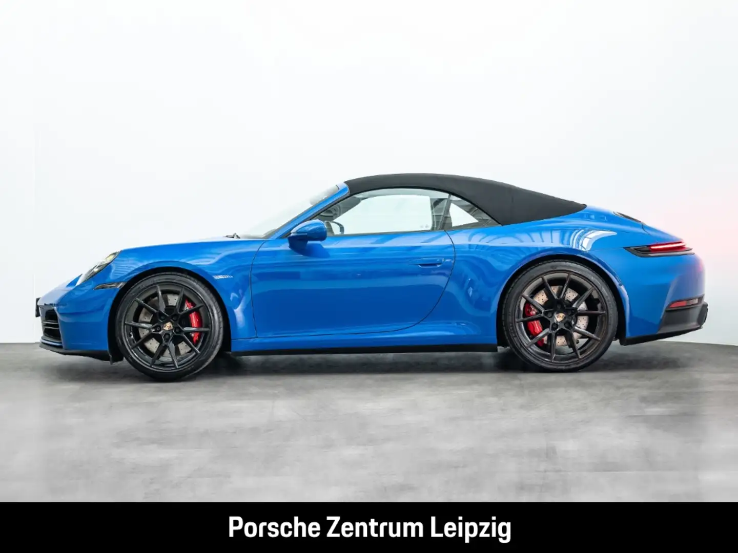 Porsche 992 911 Carrera S Cabriolet InnoDrive Sportabgas Blau - 2