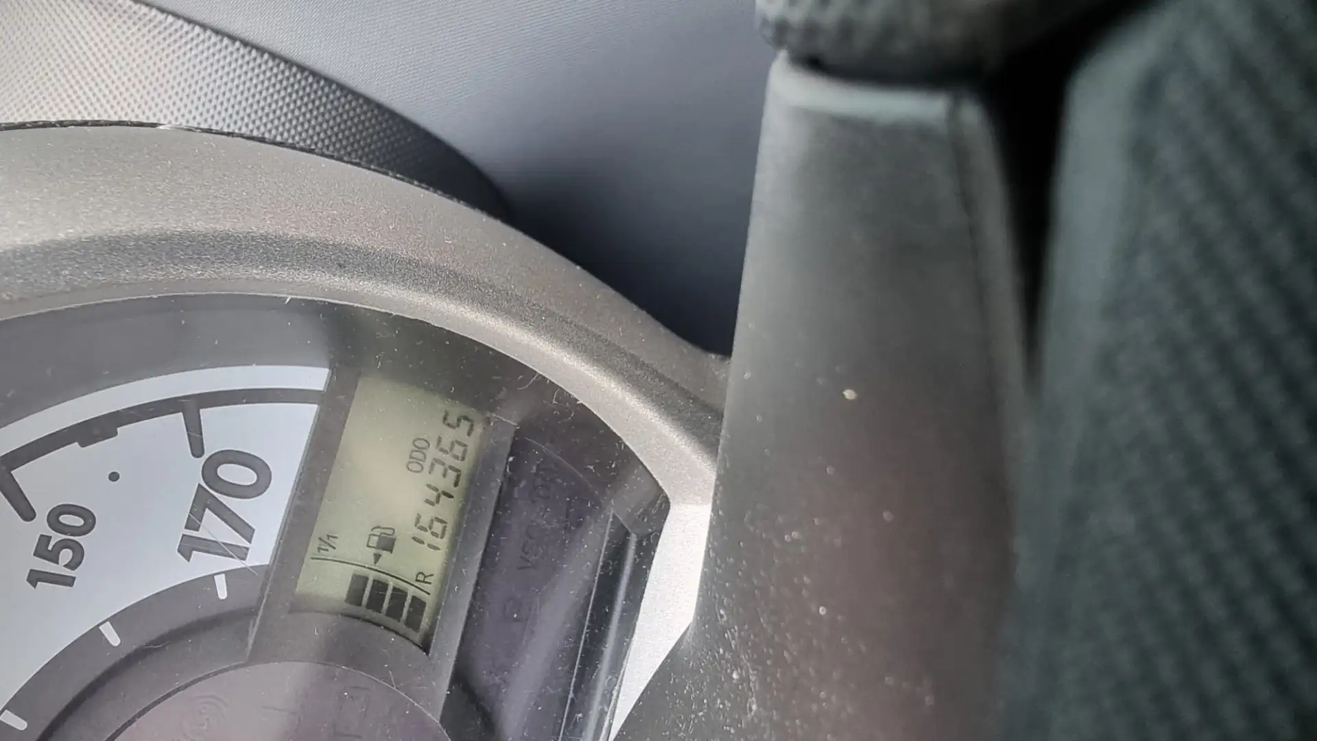 Peugeot 107 1.0-12V XR Rood - 1