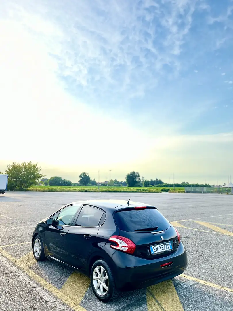 Peugeot 208 5p 1.6 e-hdi 8v Allure s&s - 2