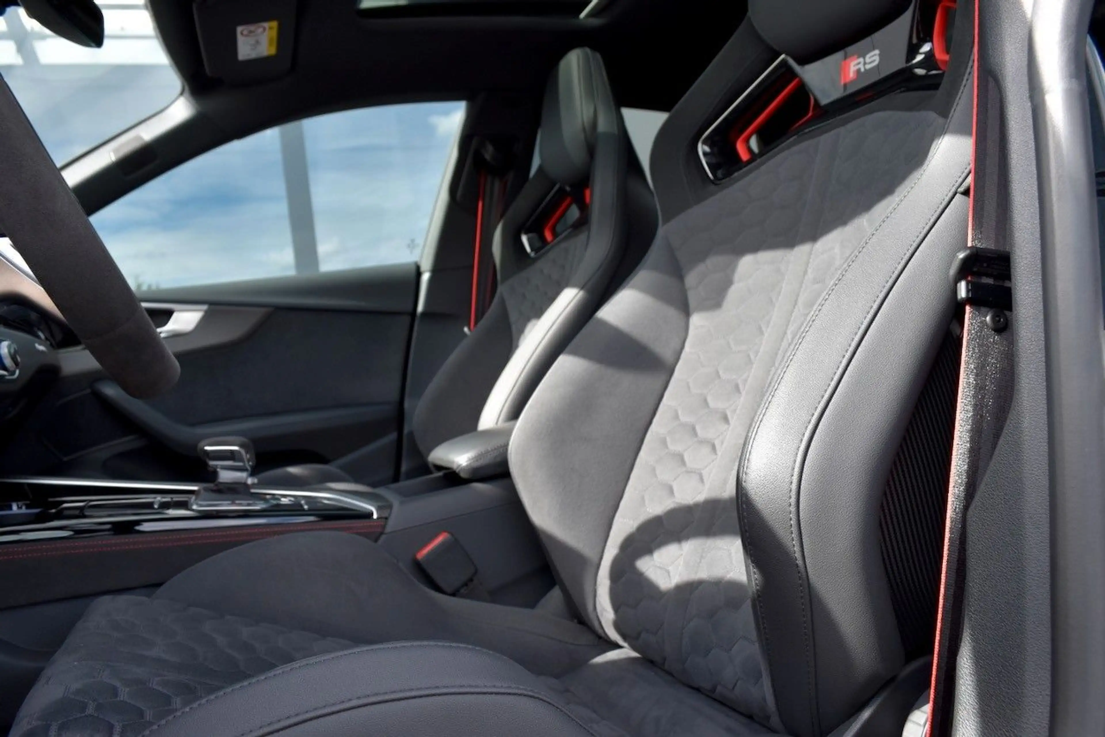 Audi RS5 SPORTBACK 2.9 TFSI QUATTRO LASER PANO SCHALE — photo 2