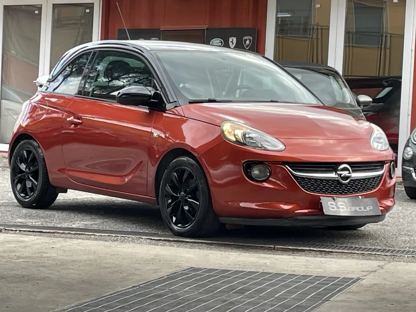 Opel Adam 1.2 Rocks-70cv-black pack -rate-neopatentati - 1