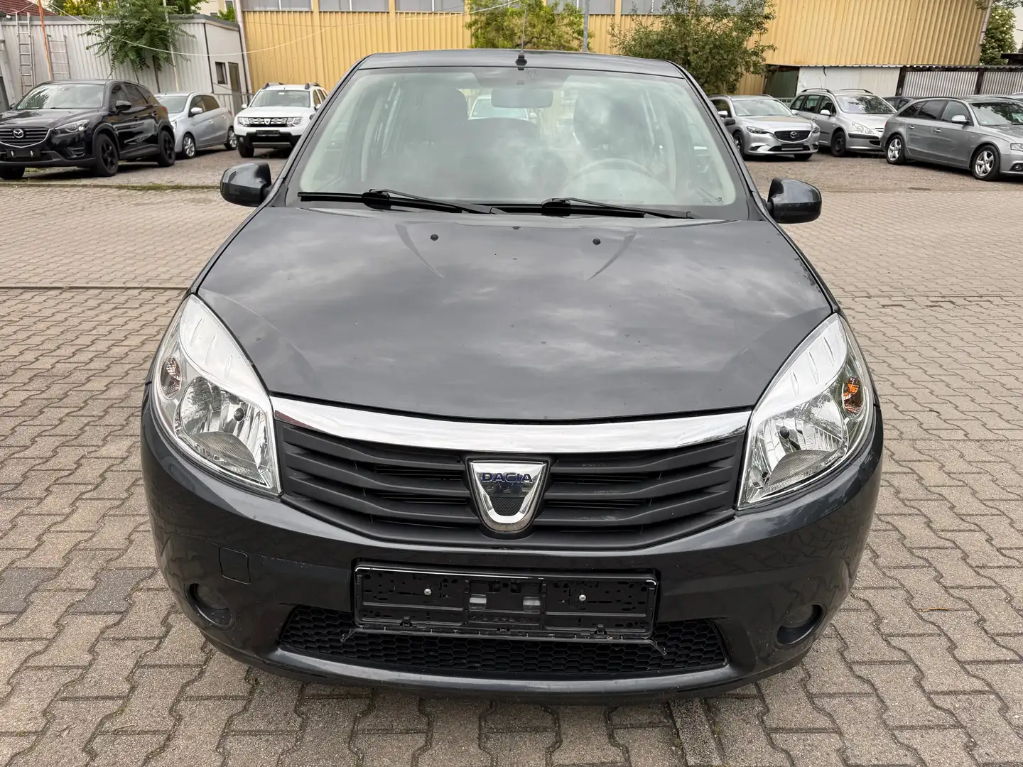 Dacia Sandero 1.6 MPI 85 Laureate II KLIMA Grau - 1