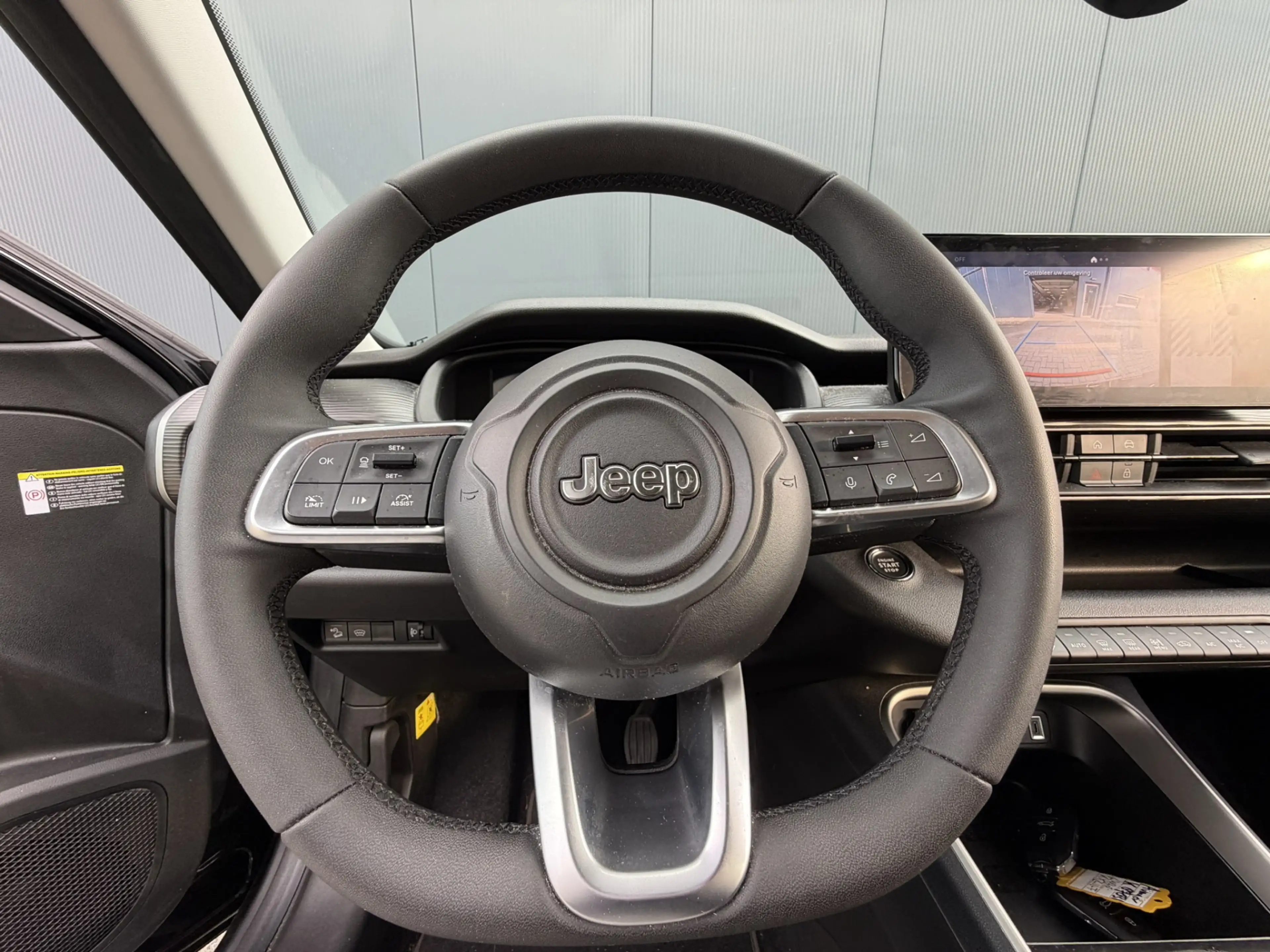 Jeep Avenger 1.2 Longitude | Winterpack | Camera | Stoelverwarm — photo 18