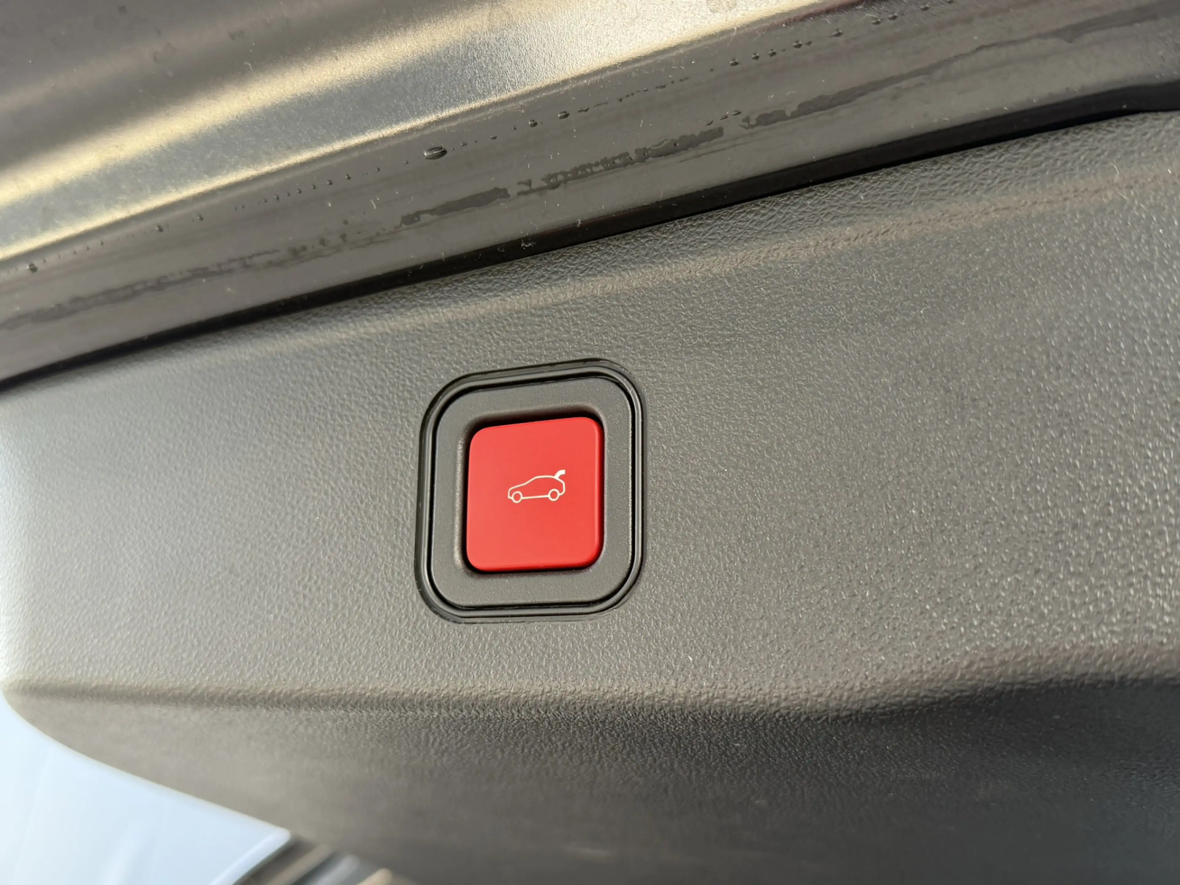 Jeep Avenger 1.2 Longitude | Winterpack | Camera | Stoelverwarm — photo 10