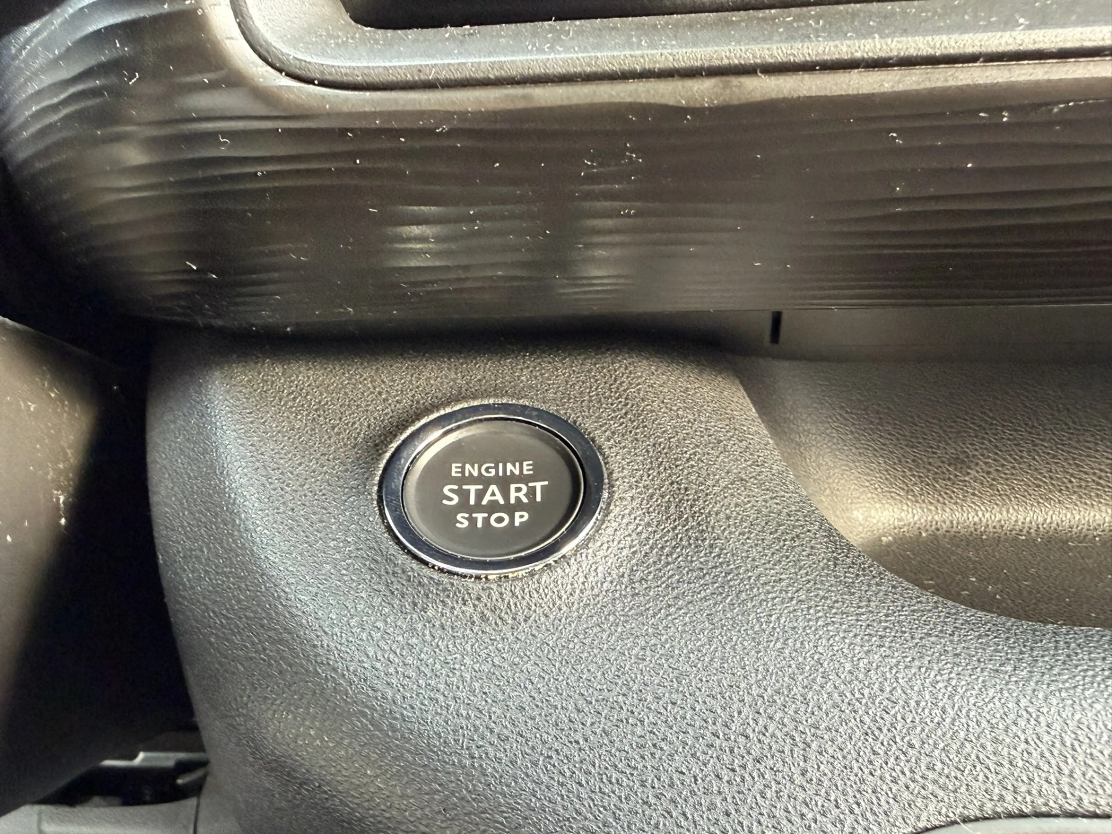 Jeep Avenger 1.2 Longitude | Winterpack | Camera | Stoelverwarm — photo 20