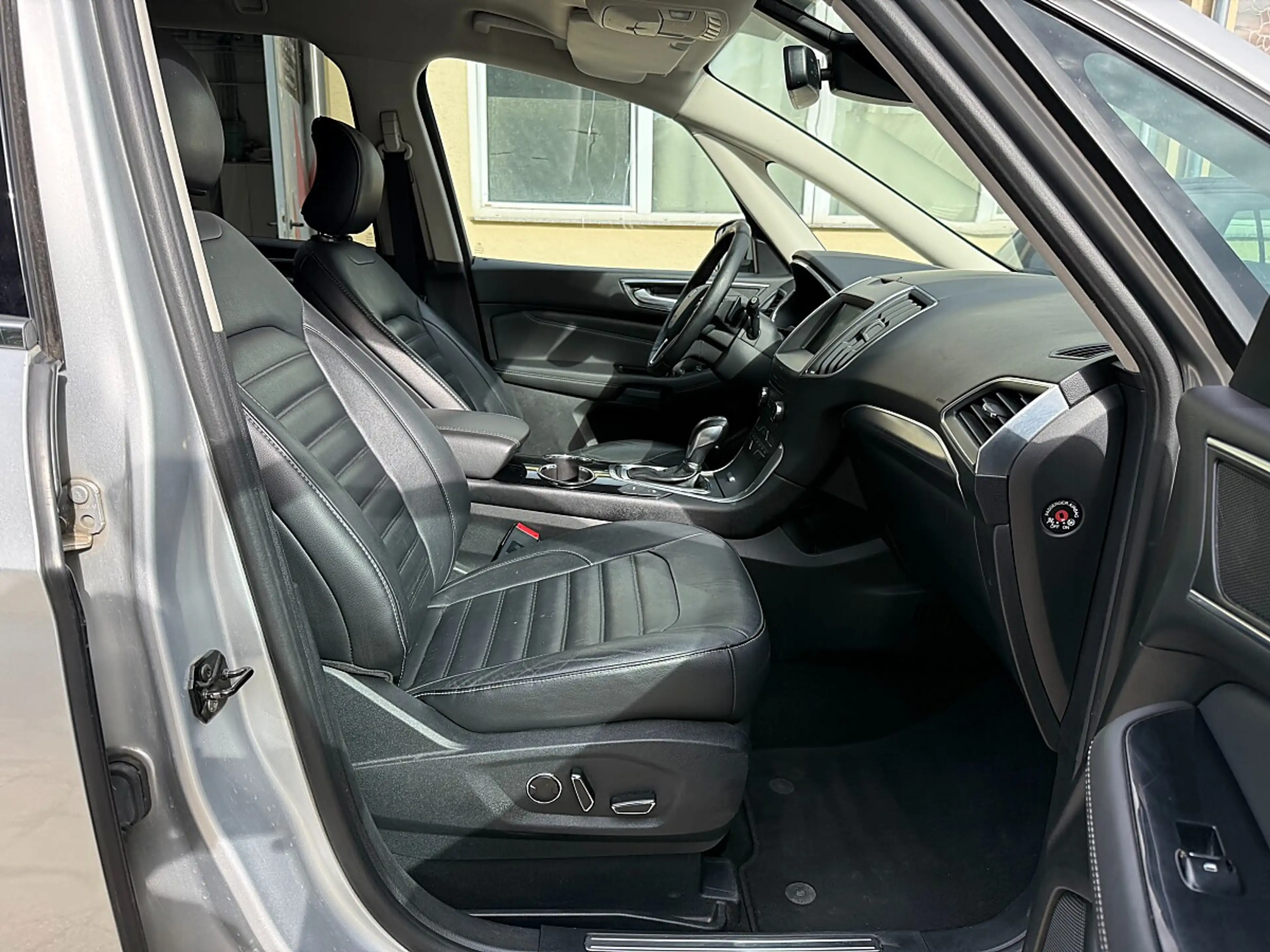 Ford Galaxy 2,0 TDCi Titanium Start/Stop-1.BESITZ-ABSTAND-L... — photo 12