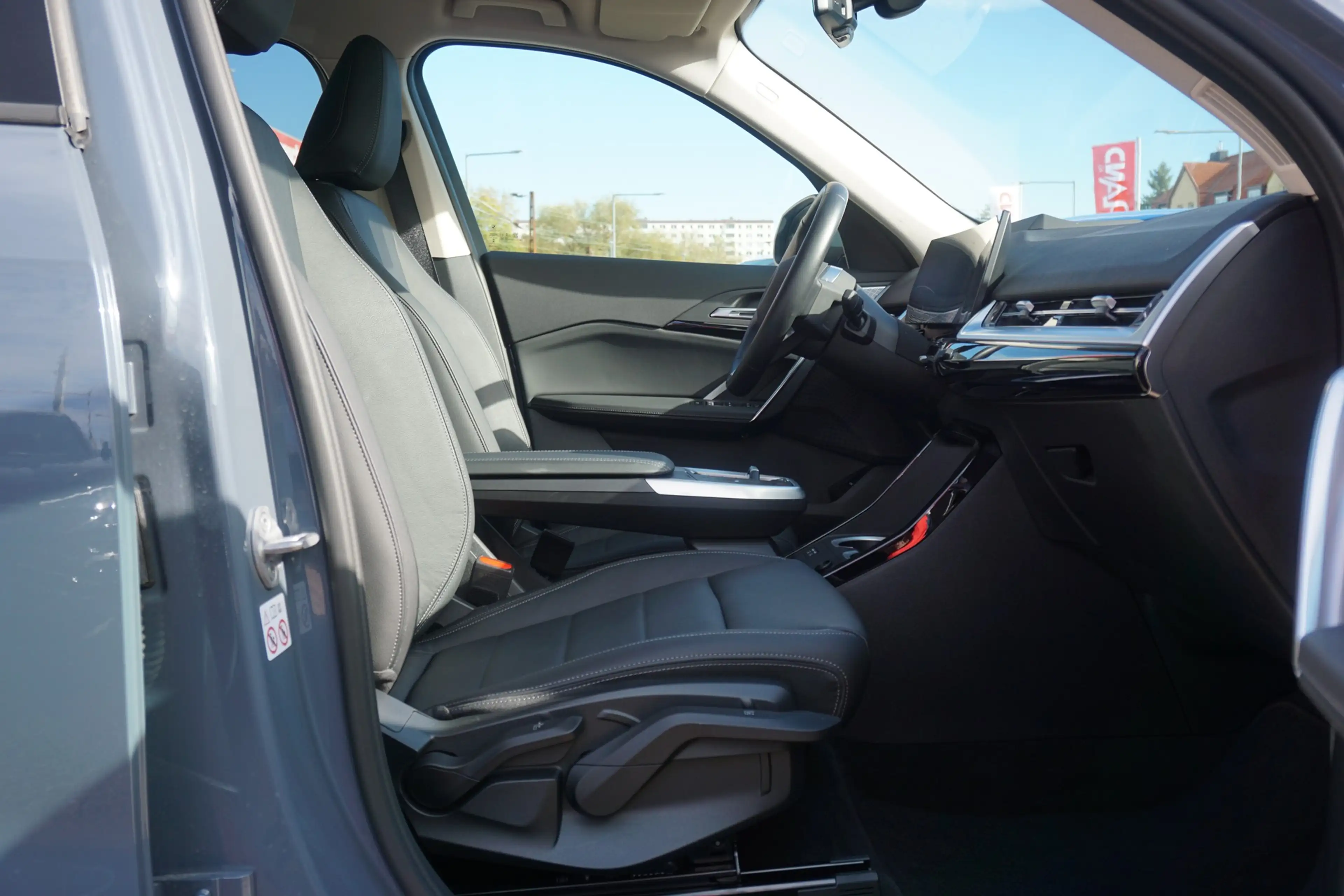 BMW X1 23i xDrive xLine Aut. LED Navi 360° Head-Up — photo 11