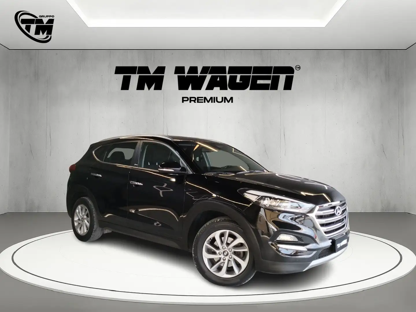 Hyundai TUCSON 1.7 crdi Xpossible 2wd 141cv dct Zwart - 2