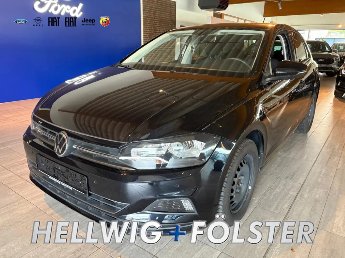 Volkswagen Polo COMFORTLINE NAVI / PDC / GJR / SHZ Noir - 1