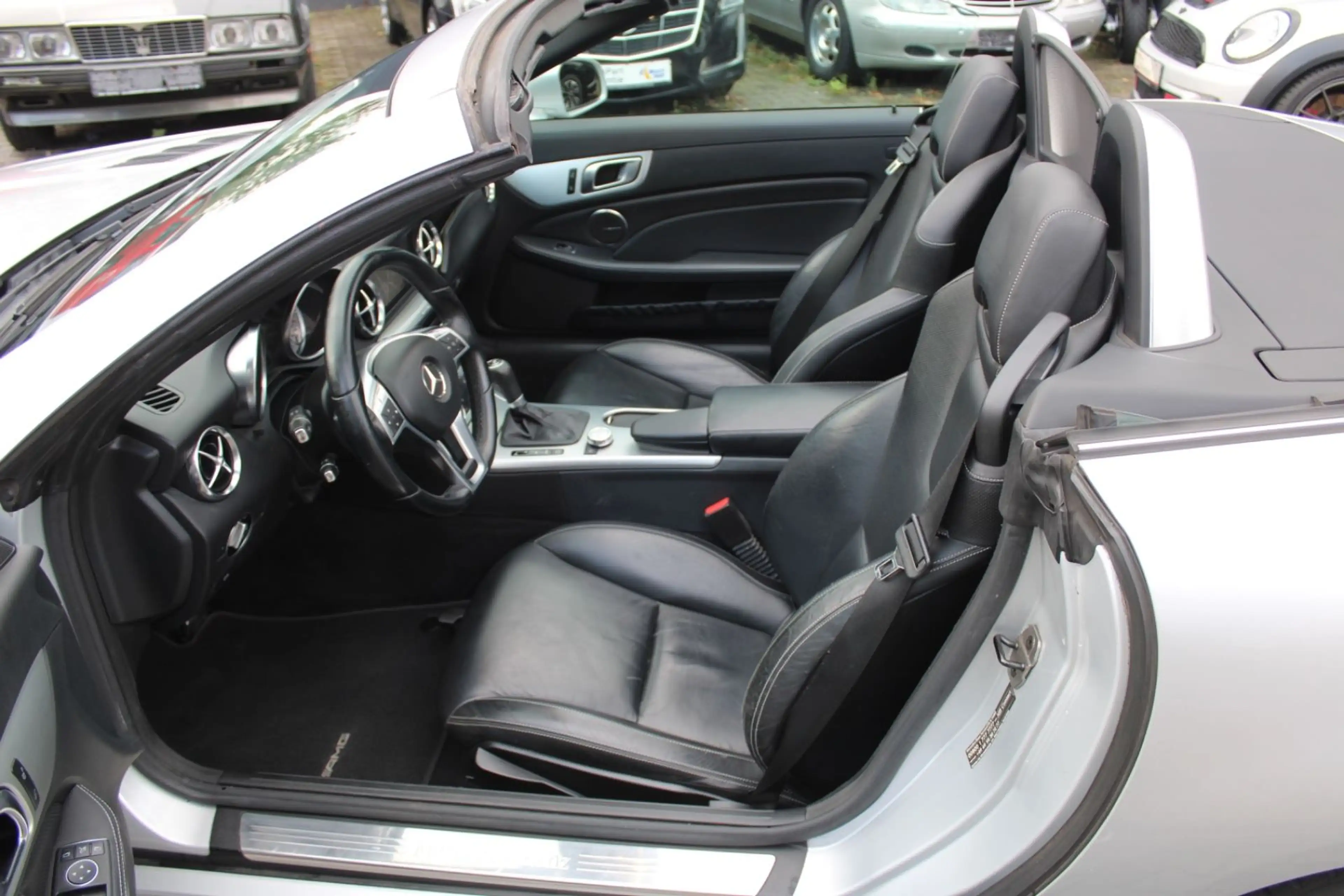 Mercedes-Benz SLK 250 CDI Roadster*AMG PAKET*PANO*LEDER*NAVI* — photo 5