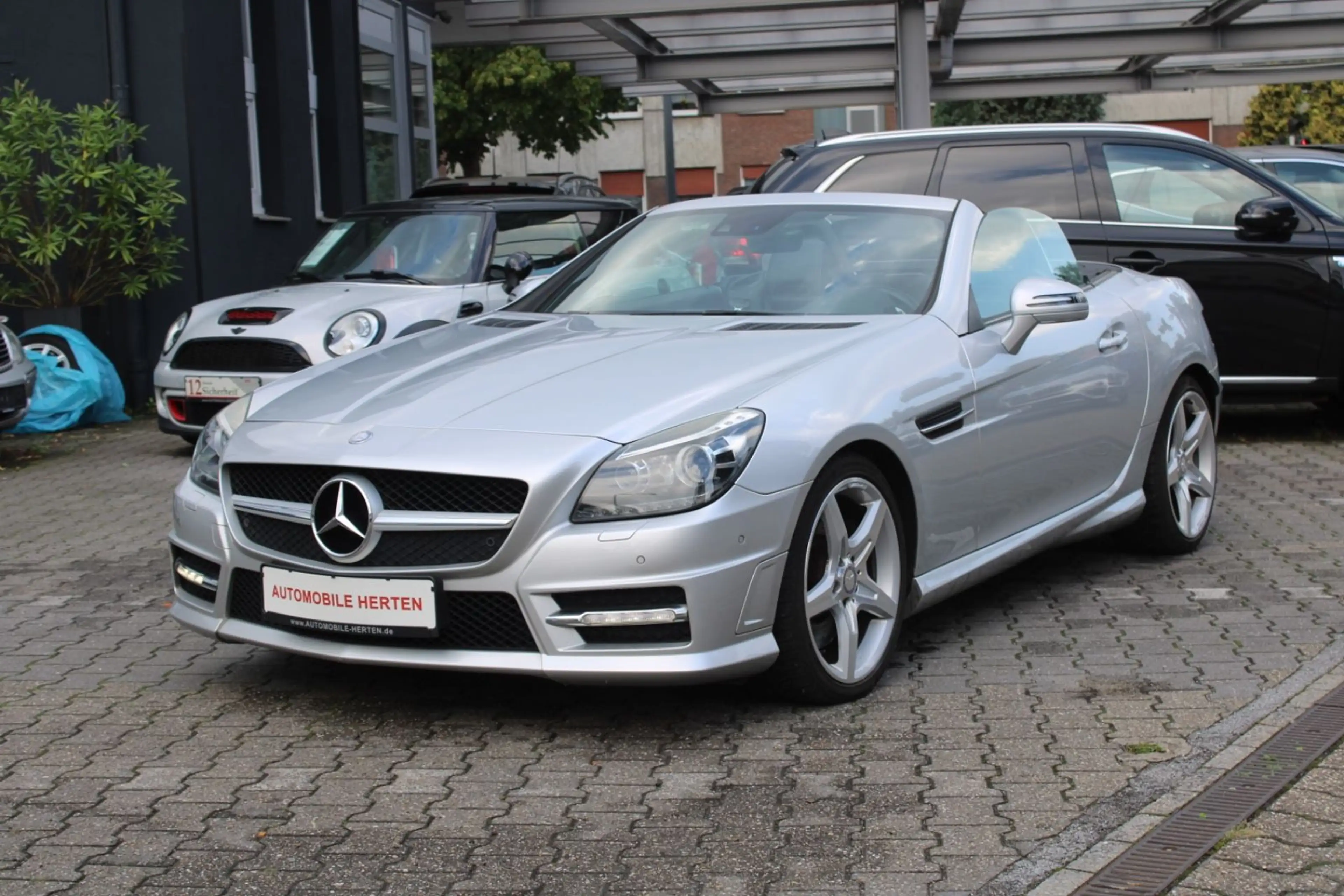 Mercedes-Benz SLK 250 CDI Roadster*AMG PAKET*PANO*LEDER*NAVI*
