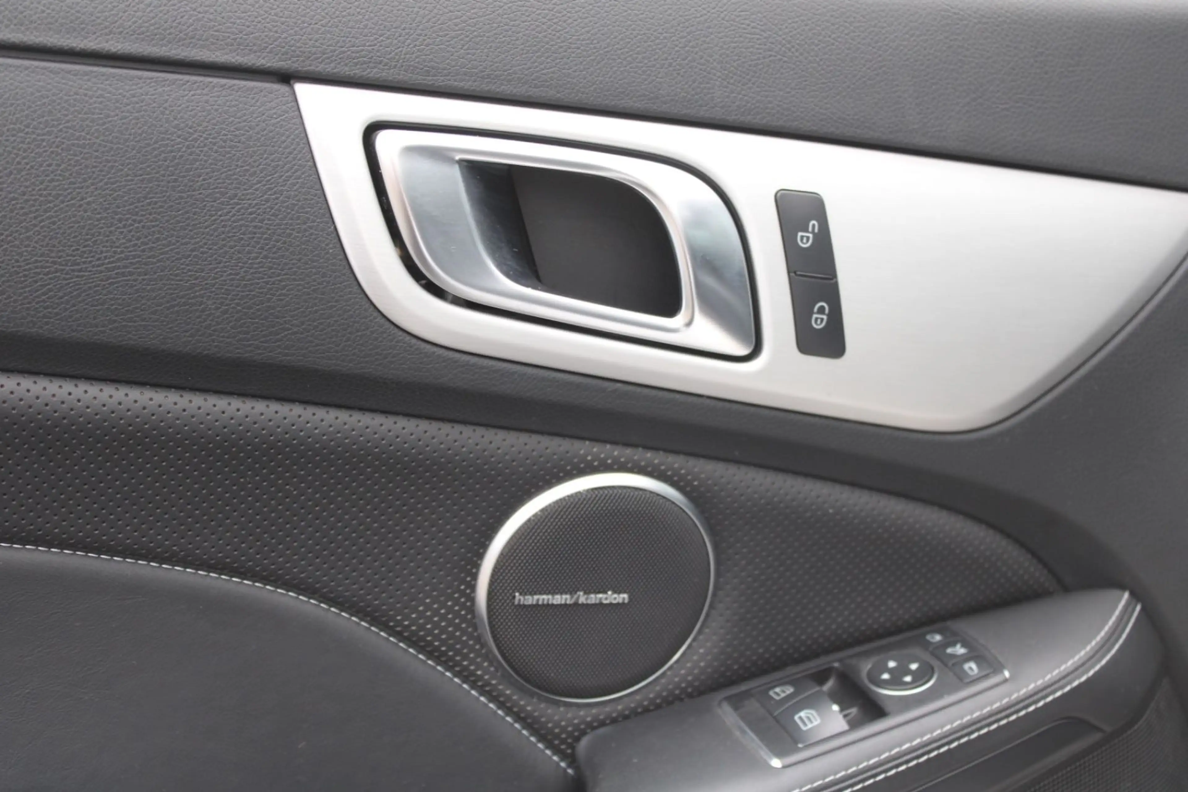 Mercedes-Benz SLK 250 CDI Roadster*AMG PAKET*PANO*LEDER*NAVI* — photo 9