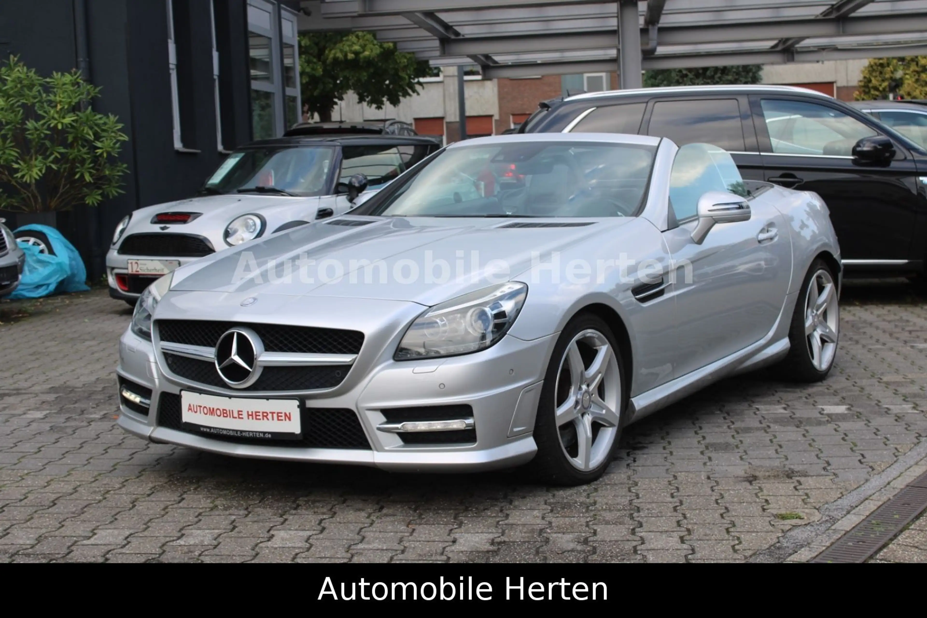 Mercedes-Benz SLK 250 CDI Roadster*AMG PAKET*PANO*LEDER*NAVI*