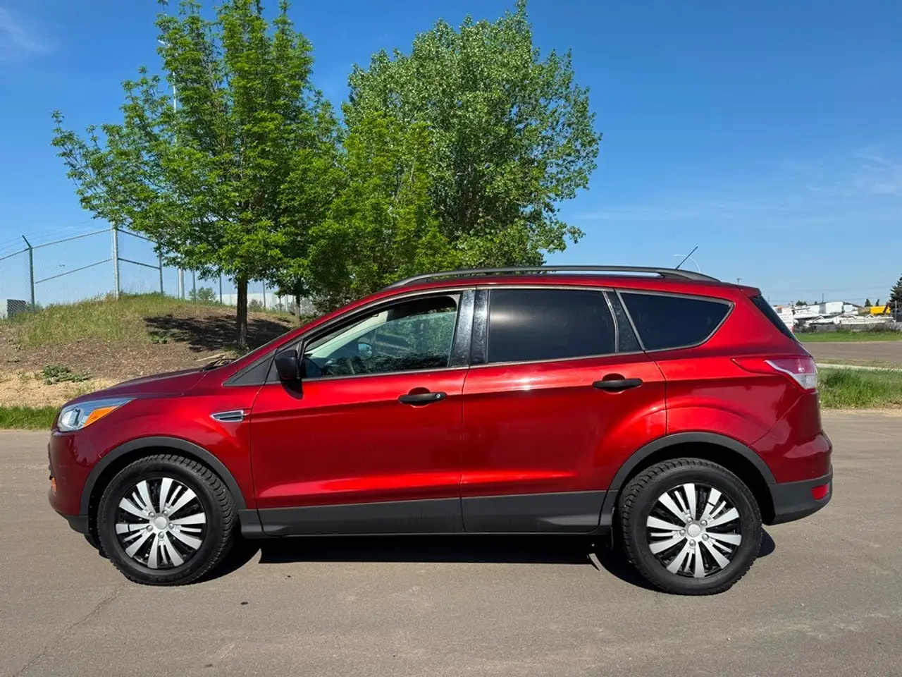 Ford Escape photo Ford Escape