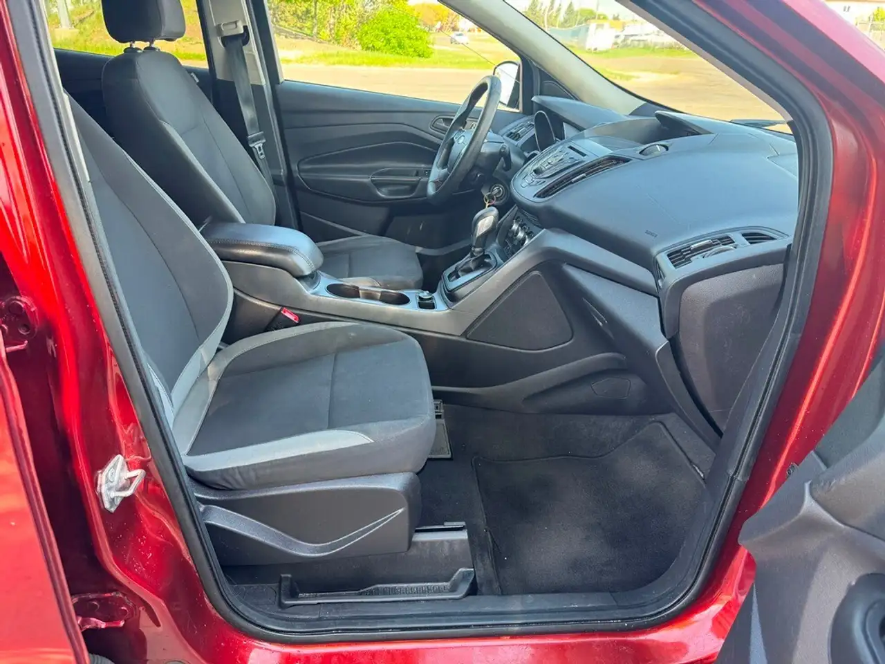 Ford Escape photo Ford Escape