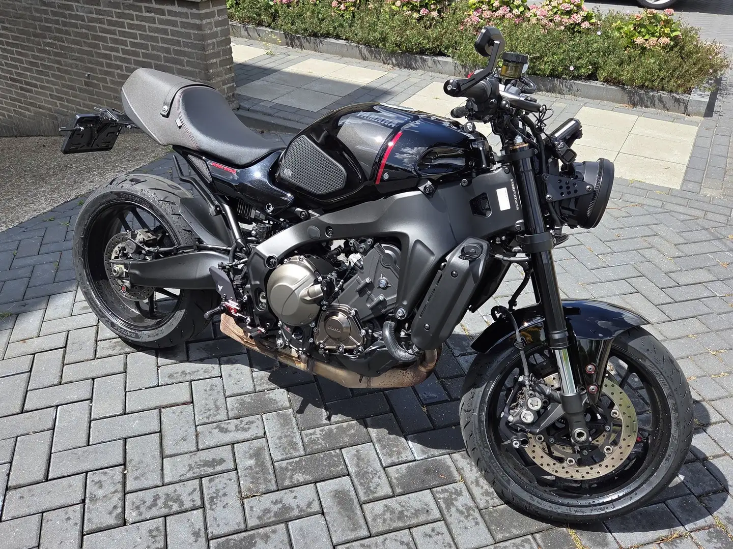 Yamaha XSR 900 Midnight black Noir - 1