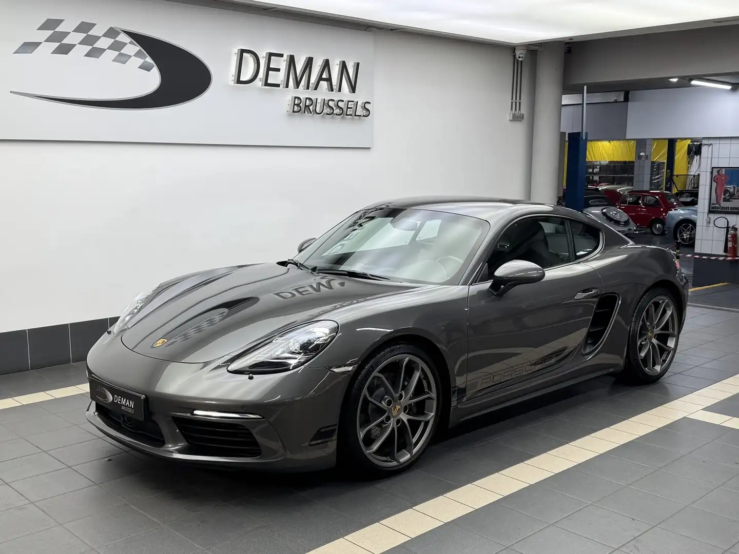 Porsche 718 718 Cayman * Style Edition * PDK * Pack Carbone Grijs - 1