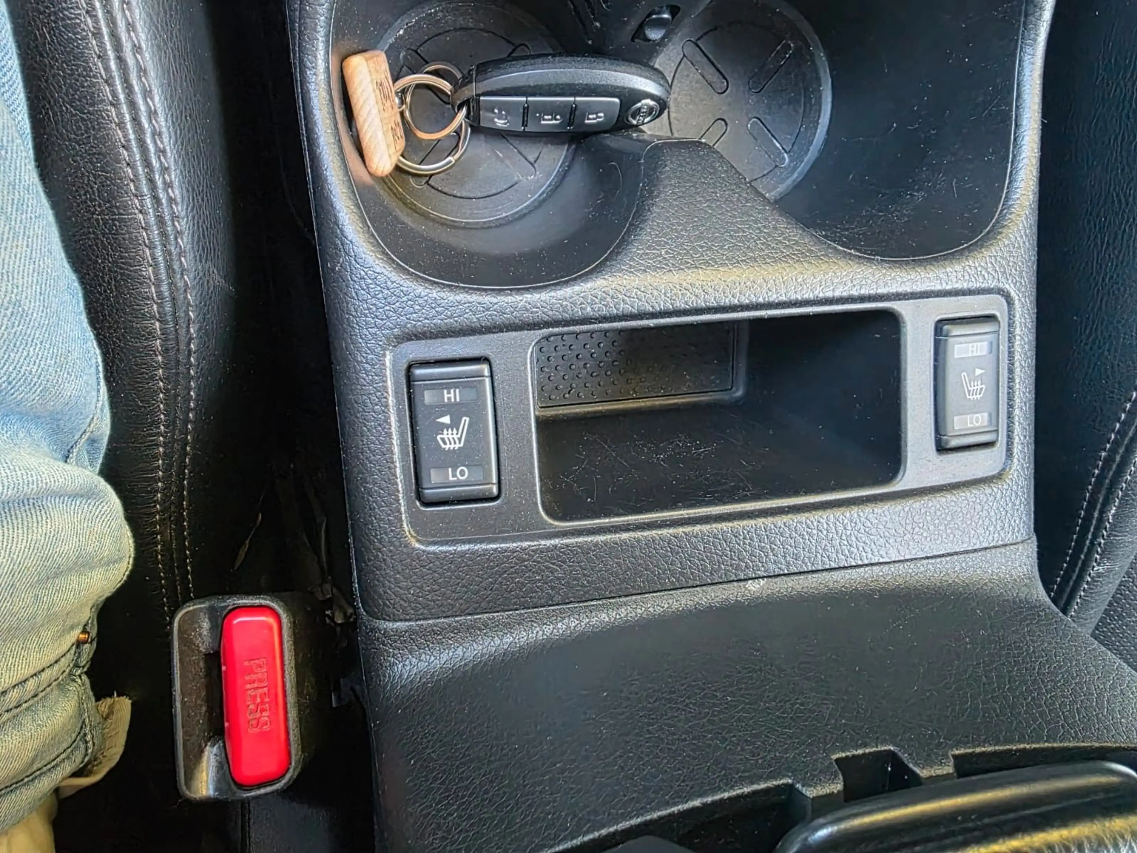 Nissan X-Trail Tekna Voll*7-Sitzer*Leder*Pano*Kl.Go*360 — photo 7