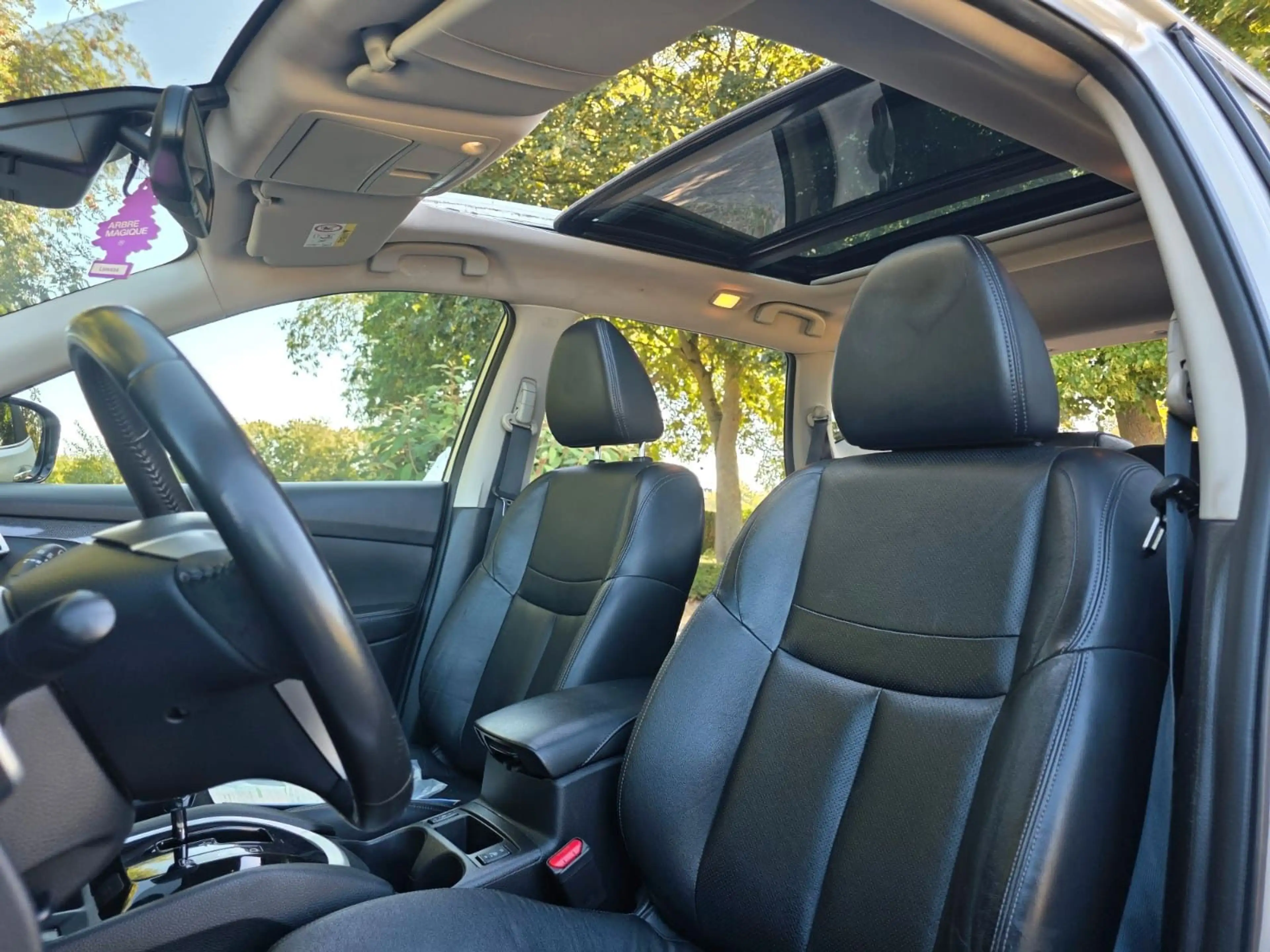 Nissan X-Trail Tekna Voll*7-Sitzer*Leder*Pano*Kl.Go*360 — photo 2