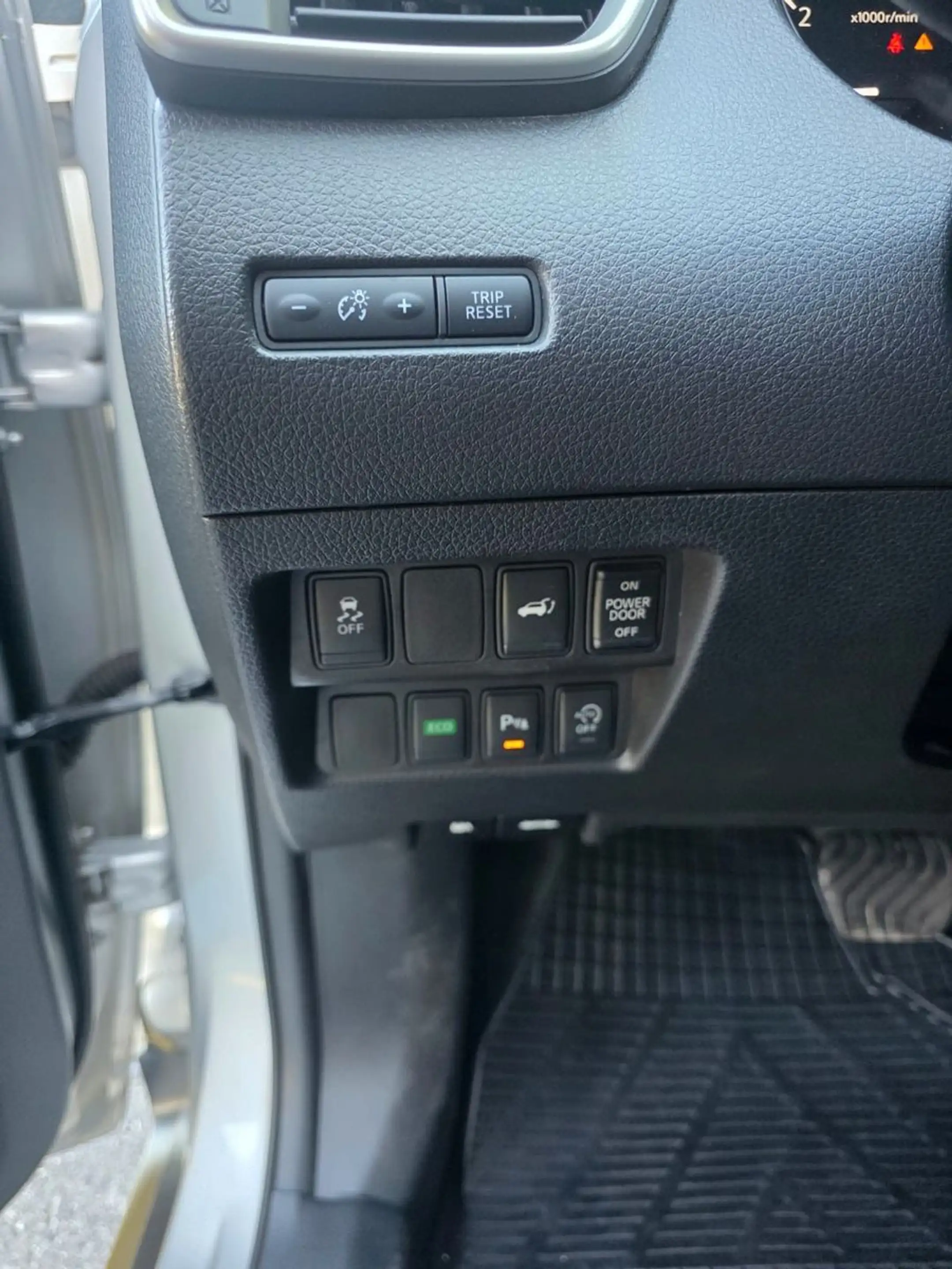 Nissan X-Trail Tekna Voll*7-Sitzer*Leder*Pano*Kl.Go*360 — photo 4