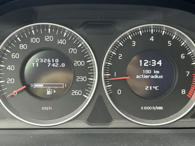 Volvo V60 view 9