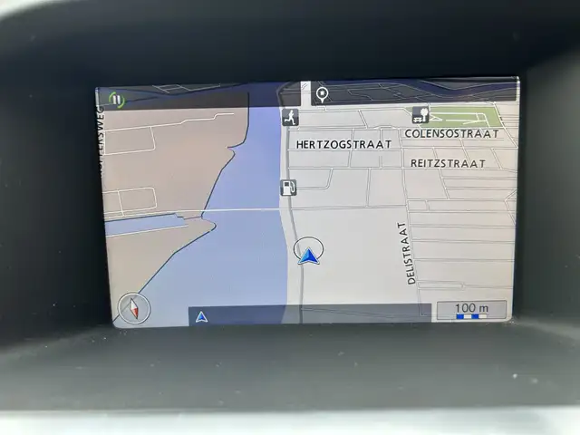 Volvo V60 view 6