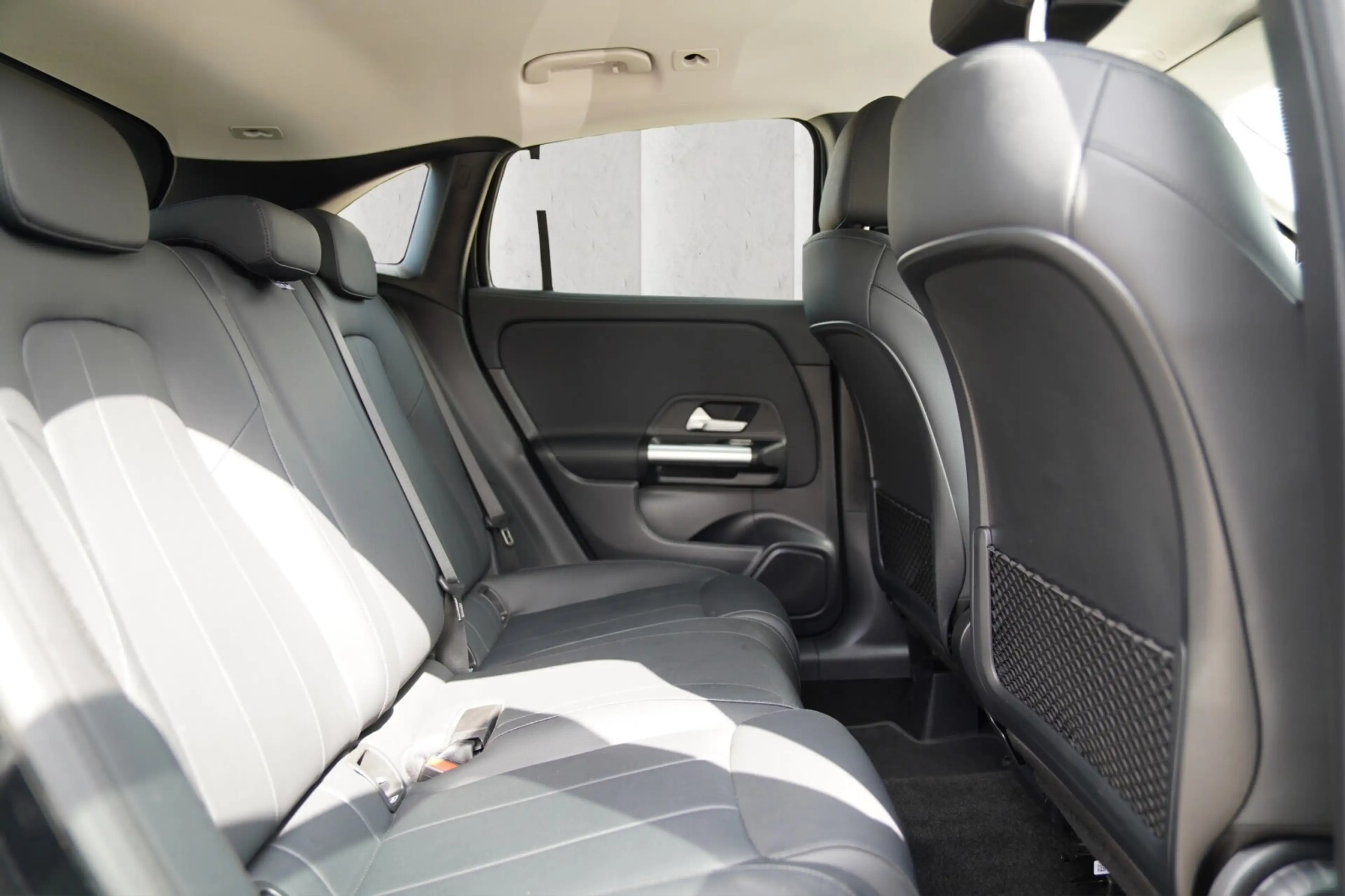 Mercedes-Benz GLA 180 GLA 180 Progressive — photo 10