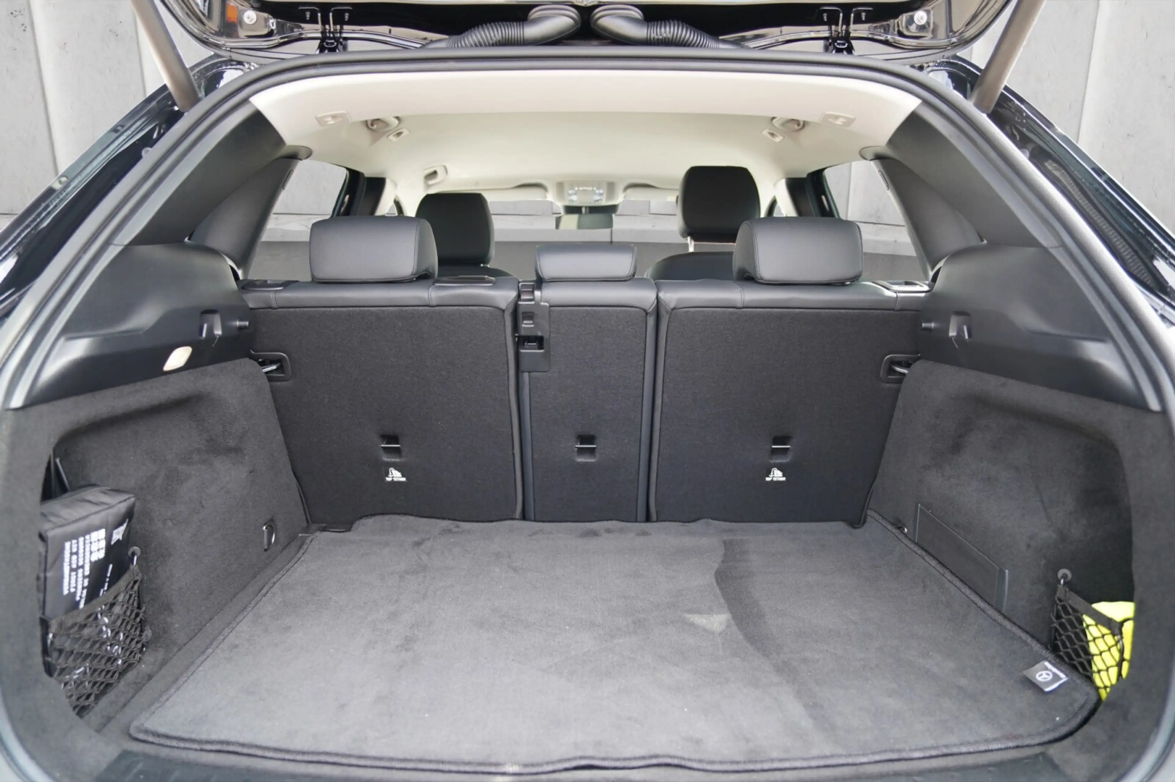 Mercedes-Benz GLA 180 GLA 180 Progressive — photo 11