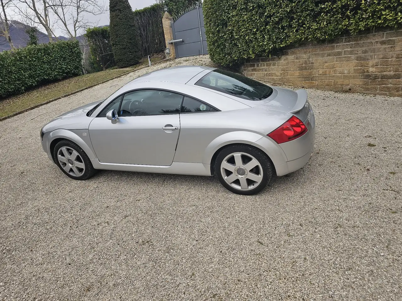 Audi TT 1.8t, foto 1