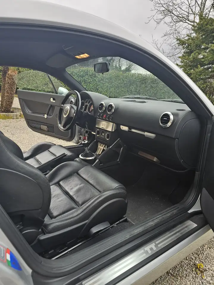 Audi TT 1.8t, foto 3