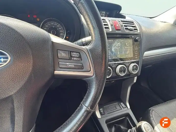 Subaru Forester 2.0 TD Executive Plus 2015, foto 21