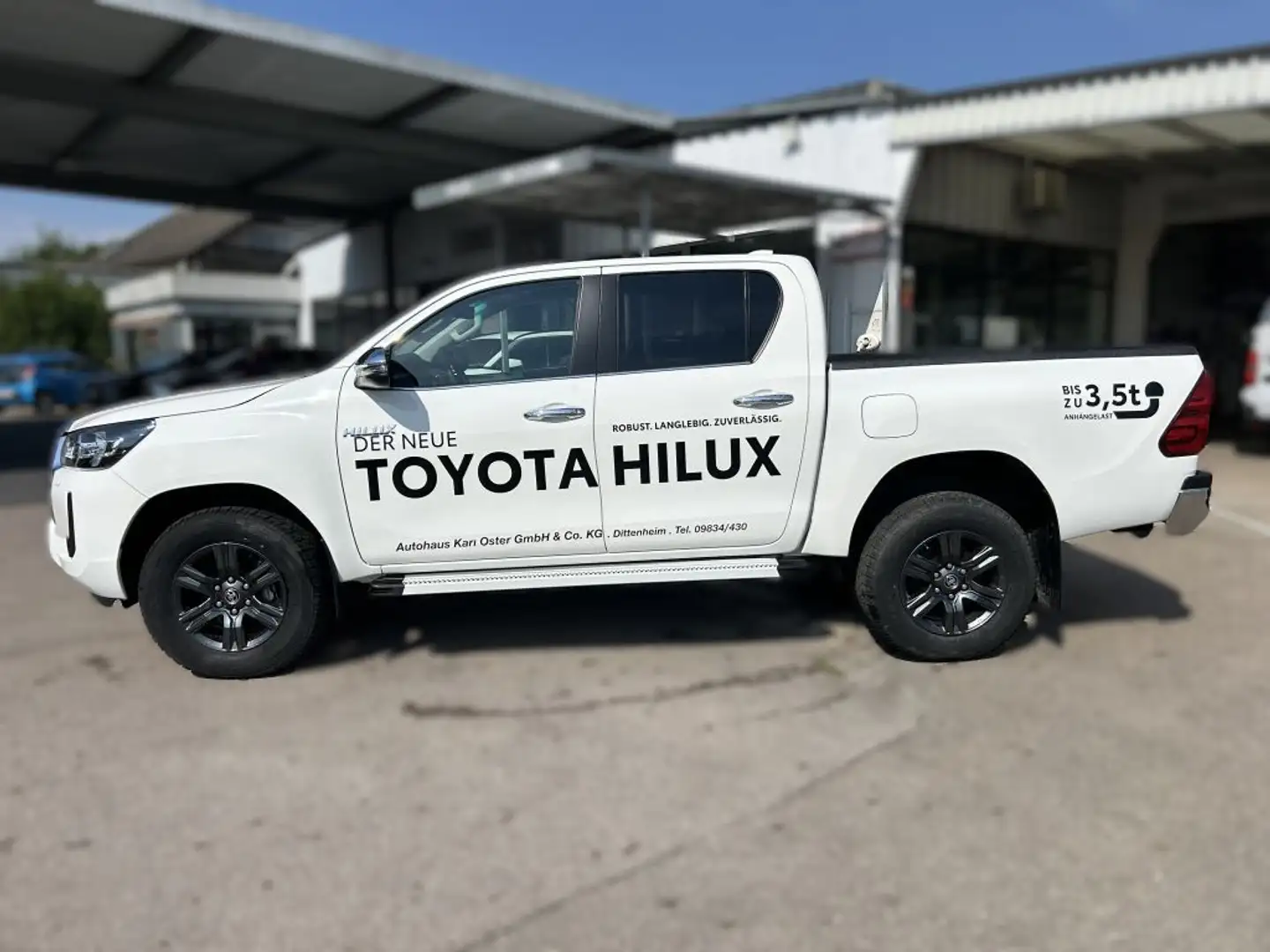 Toyota Hilux 4x4 Double Cab Comfort Weiß - 2