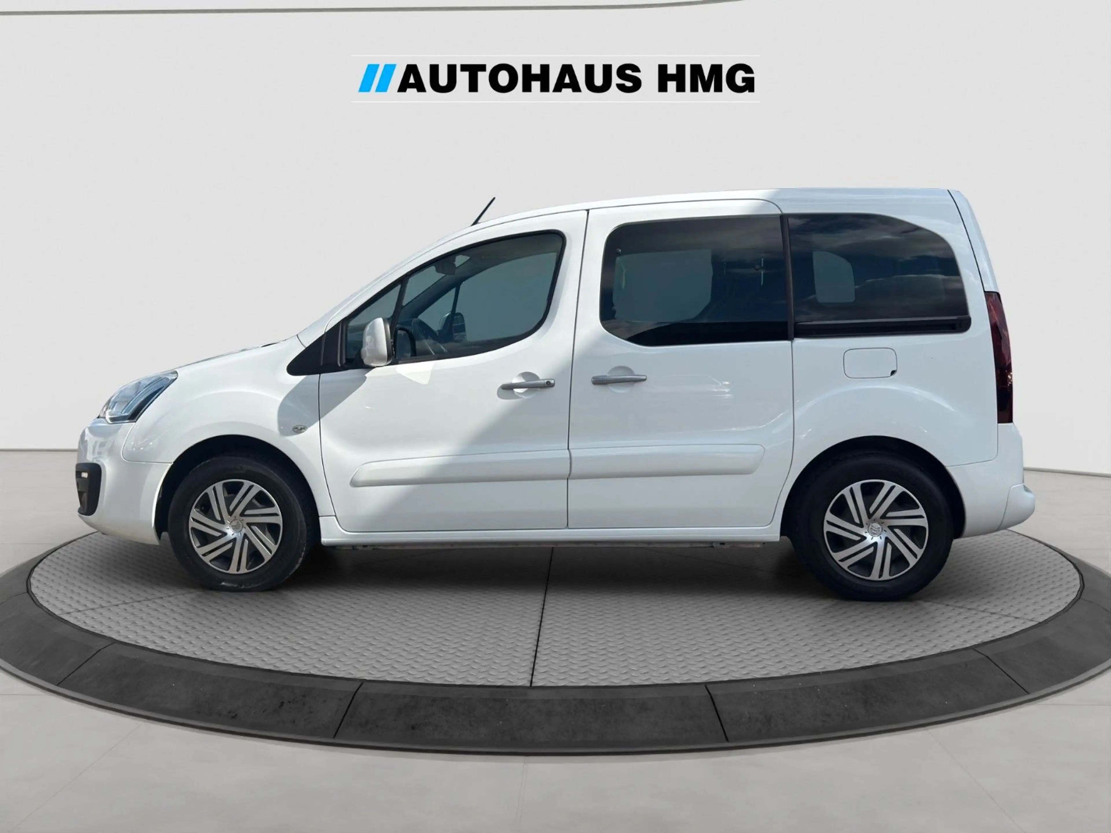 Citroen Berlingo Kombi Selection 1.HD*NAVI*STNDHZ*ZR-NEU — photo 2