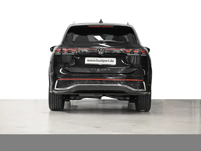 Volkswagen Tiguan view 4