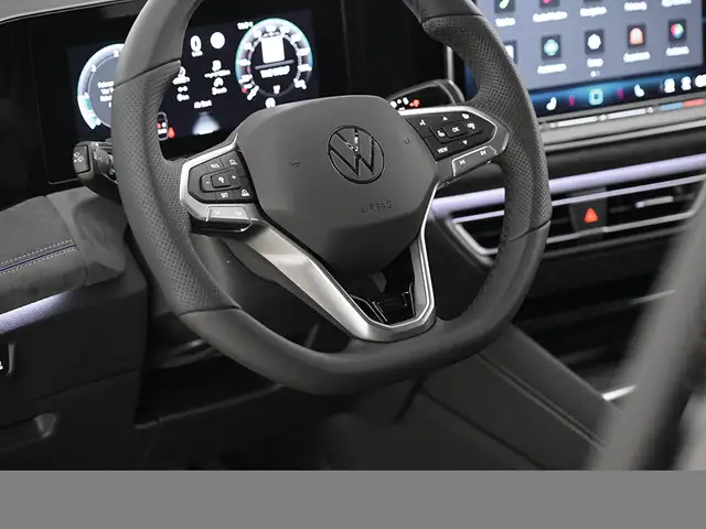 Volkswagen Tiguan view 10
