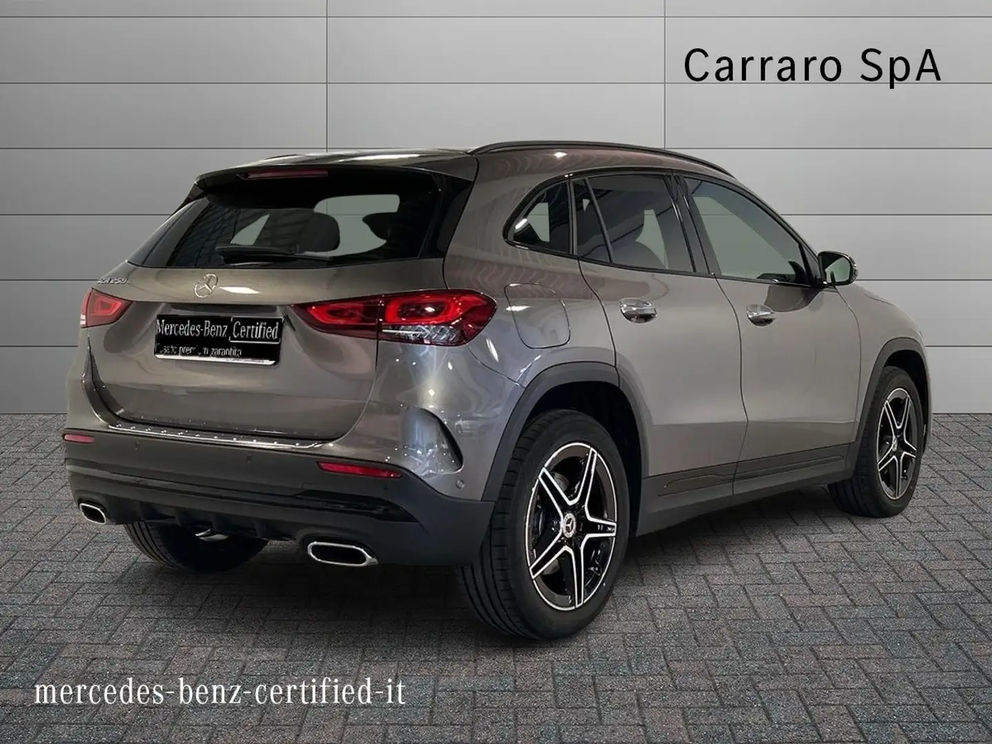 Mercedes-Benz GLA 250 e Plug-in hybrid Automatic Grigio - 2