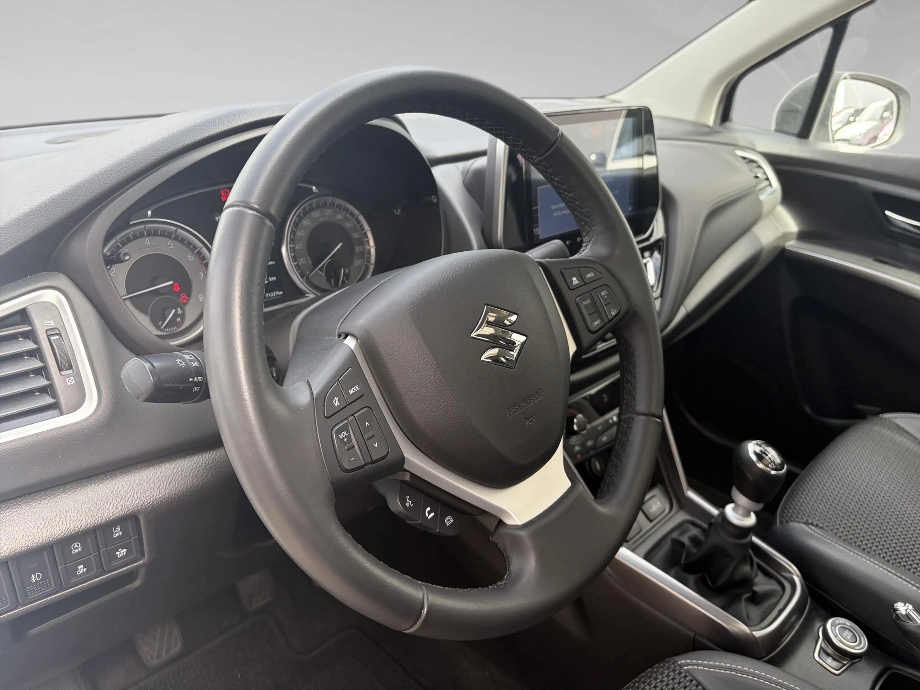 Suzuki SX4 S-Cross 1.4 GLX SUNROOF PACK 4WD — photo 8