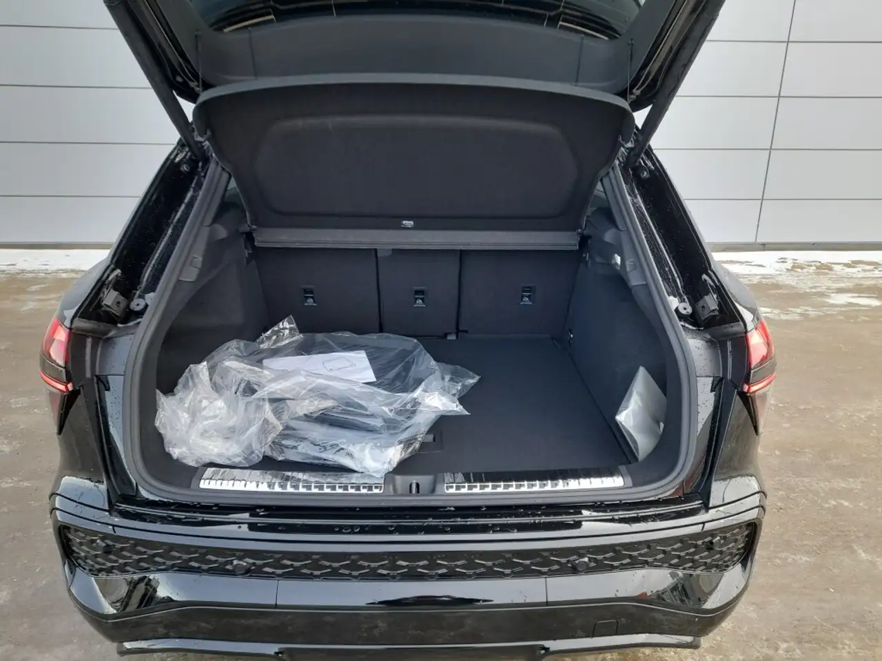 Audi Q3 снимка Audi Q3