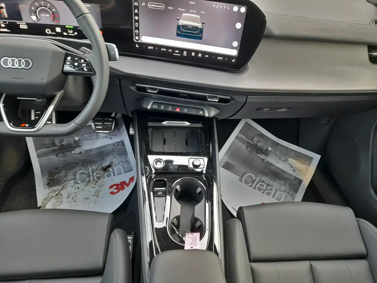 Audi Q3 снимка Audi Q3