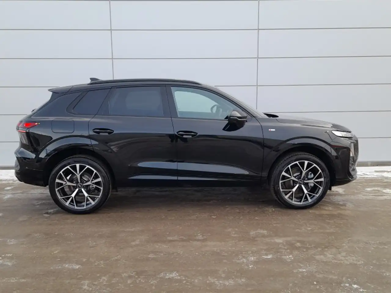 Audi Q3 снимка Audi Q3