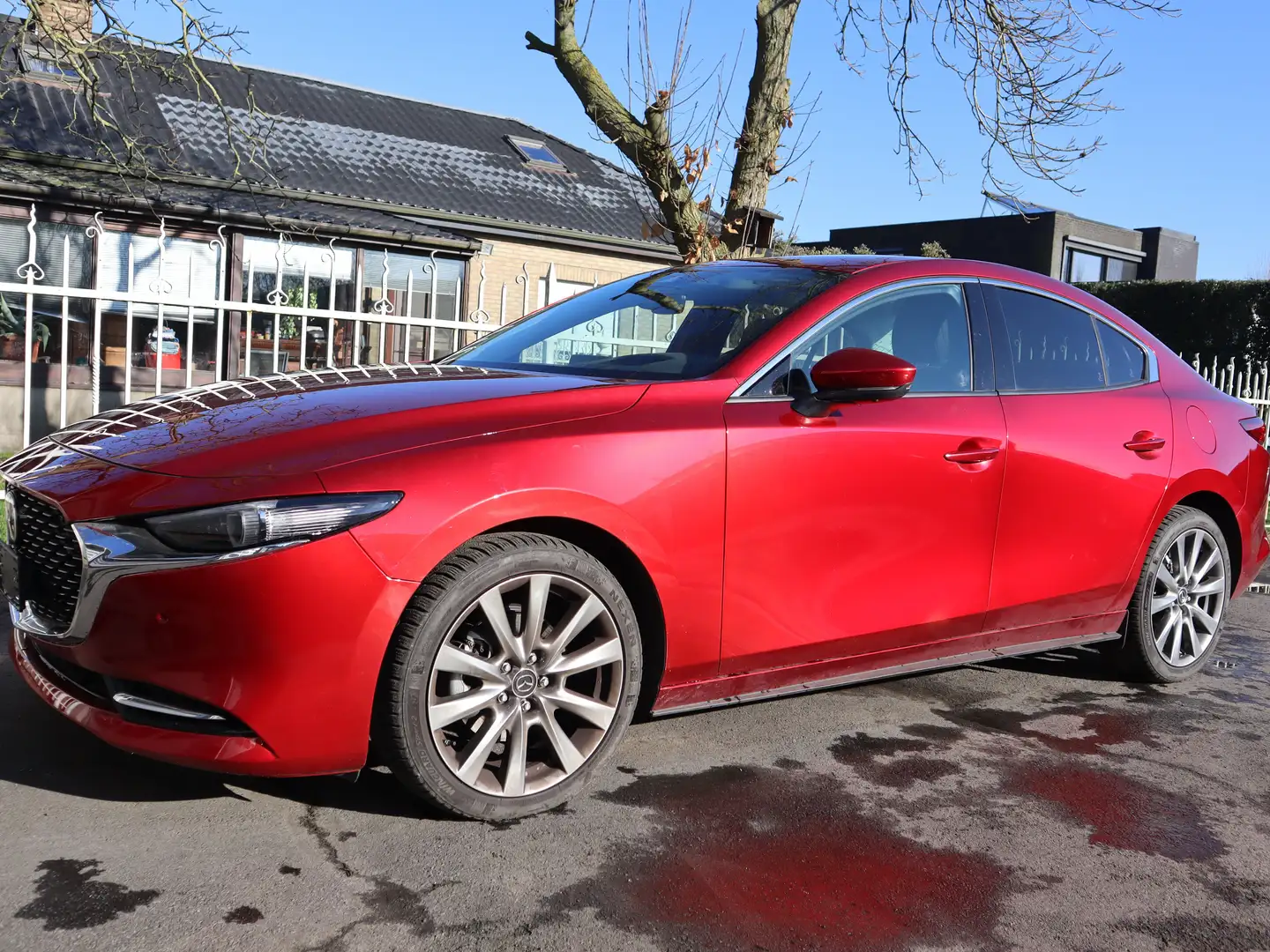 Mazda 3 3 FASTBACK e-SKYACTIV-X 2.0 M HYBRID DRIVE Rood - 1
